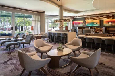 Photo 4 - Courtyard by Marriott Miami Airport