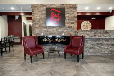 Photo 3 - Red Roof Inn Lumberton