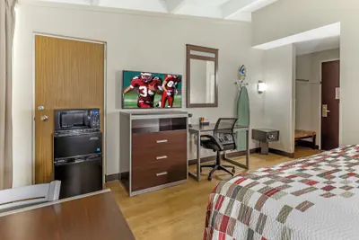Photo 5 - Red Roof Inn Lumberton