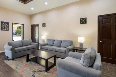 Photo 3 - Quality Inn & Suites Lufkin