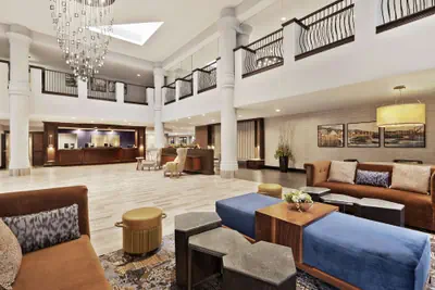 Photo 3 - Doubletree by Hilton McLean Tysons