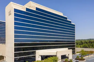 Photo 2 - Hyatt Regency Birmingham-The Wynfrey Hotel