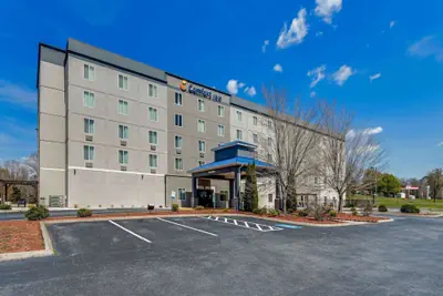 Photo 2 - Comfort Inn Thomasville I-85