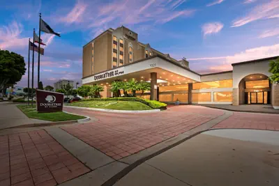 Photo 2 - Doubletree by Hilton Whittier Los Angeles