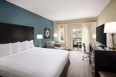 Photo 2 - La Cuesta Inn, BW Signature Collection