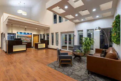 Photo 2 - Wingate by Wyndham Valdosta/Moody AFB