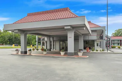 Photo 2 - Red Roof Inn Wilmington, NC