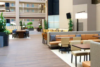 Photo 3 - Embassy Suites by Hilton Seattle Bellevue
