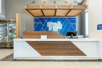 Photo 3 - Holiday Inn Express Clearwater East - Icot Center by IHG