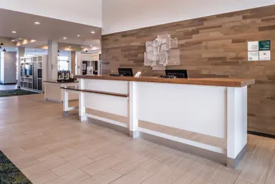 Photo 4 - Holiday Inn Detroit Northwest - Livonia by IHG