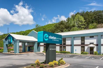 Photo 2 - Clarion Pointe Cherokee