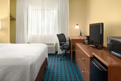 Photo 2 - AmeriVu Inn and Suites Grand Forks