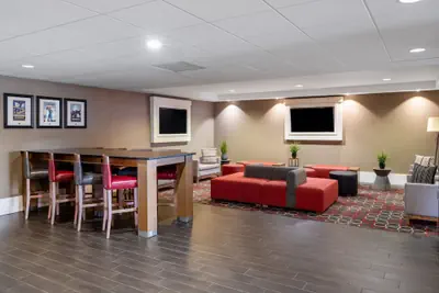 Photo 3 - Four Points by Sheraton Mall of America Minneapolis Airport