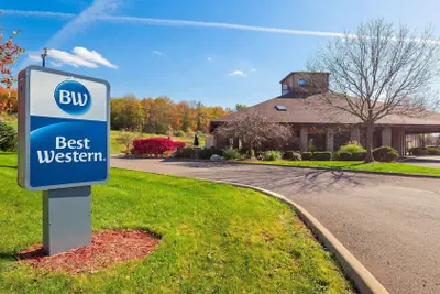 Photo 2 - Best Western Mansfield/Bellville