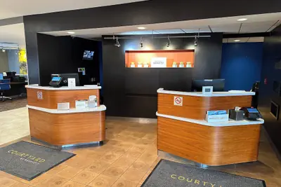 Photo 3 - Courtyard by Marriott Chicago Glenview/Northbrook