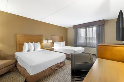 Photo 5 - Best Western Royal Plaza Hotel & Trade Center