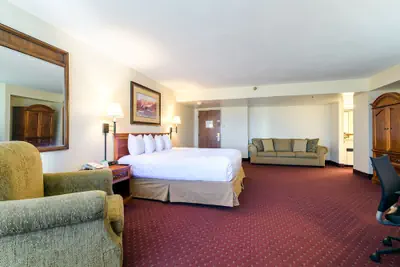 Photo 3 - Grand Vista Hotel