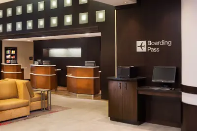 Photo 4 - Courtyard by Marriott Minneapolis Downtown