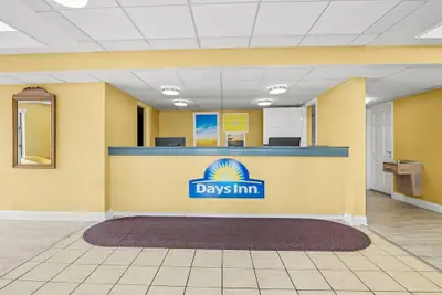 Photo 3 - Days Inn by Wyndham Salem