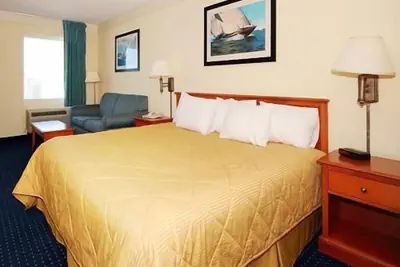 Photo 4 - Hatteras Island Inn