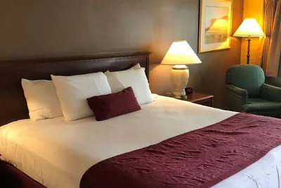Photo 5 - Days Inn & Suites by Wyndham Logan