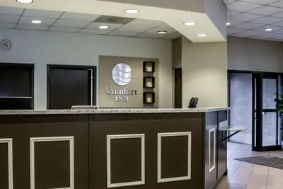 Photo 5 - Comfort Inn Alliance