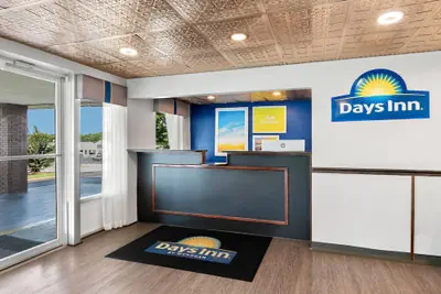 Photo 4 - Days Inn by Wyndham Seneca / Clemson Area