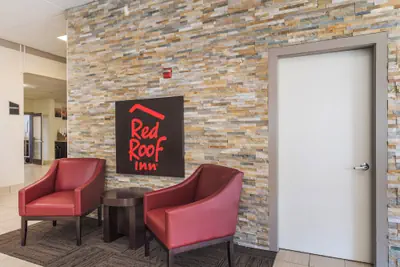 Photo 3 - Red Roof Inn Seattle Airport - SEATAC