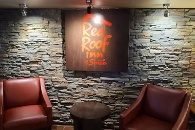 Photo 5 - Red Roof Inn & Suites Cornelius – Lake Norman