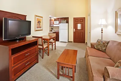 Photo 3 - Staybridge Suites Oak Ridge by IHG