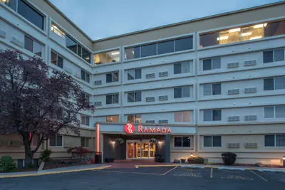 Photo 2 - Ramada by Wyndham Downtown Spokane
