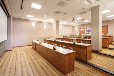 Photo 4 - Crowne Plaza Phoenix - Chandler Golf Resort by IHG