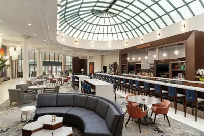 Photo 5 - Hilton Long Island/Huntington