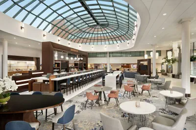 Photo 4 - Hilton Long Island/Huntington