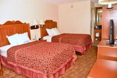 Photo 4 - Days Inn by Wyndham Las Cruces