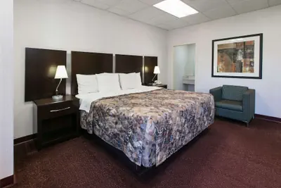 Photo 5 - Knights Inn Longview
