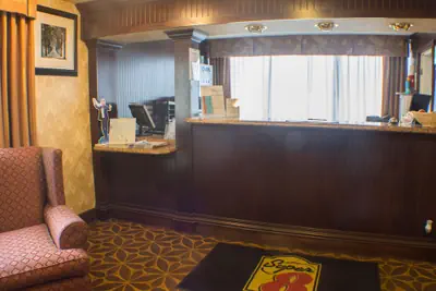 Photo 4 - Econo Lodge Erie near Casino