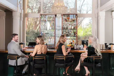 Photo 4 - Fairmount Hotel