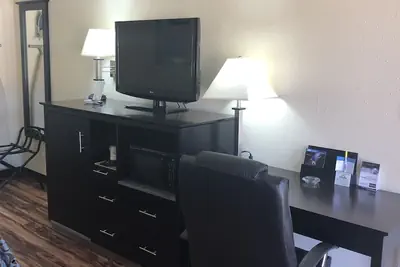 Photo 5 - Days Inn by Wyndham Douglasville-Atlanta-Fairburn Road