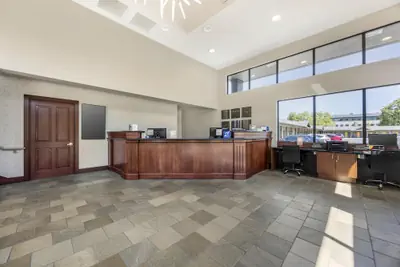 Photo 3 - Best Western New Oregon