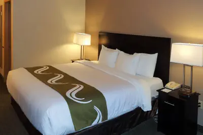 Photo 2 - Quality Inn Tulalip - Marysville