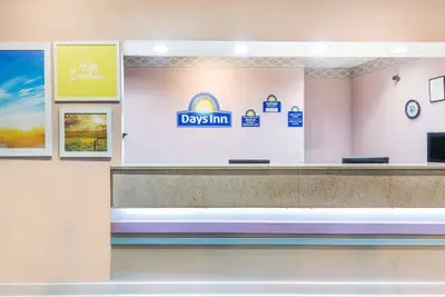 Photo 3 - Days Inn by Wyndham Walterboro