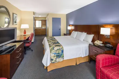 Photo 5 - Days Inn by Wyndham Walterboro