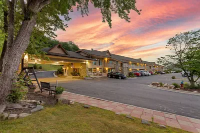 Photo 2 - Best Western Smoky Mountain Inn