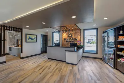 Photo 3 - Bluestem Hotel Torrance Los Angeles, an Ascend Collection Hotel