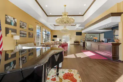 Photo 3 - Best Western Plus Big America