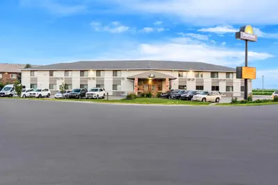 Photo 2 - Days Inn by Wyndham York