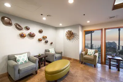 Photo 4 - Inn at the Cove