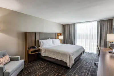 Photo 5 - Holiday Inn Dallas Market Ctr Love Field by IHG