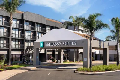 Photo 2 - Embassy Suites by Hilton San Luis Obispo